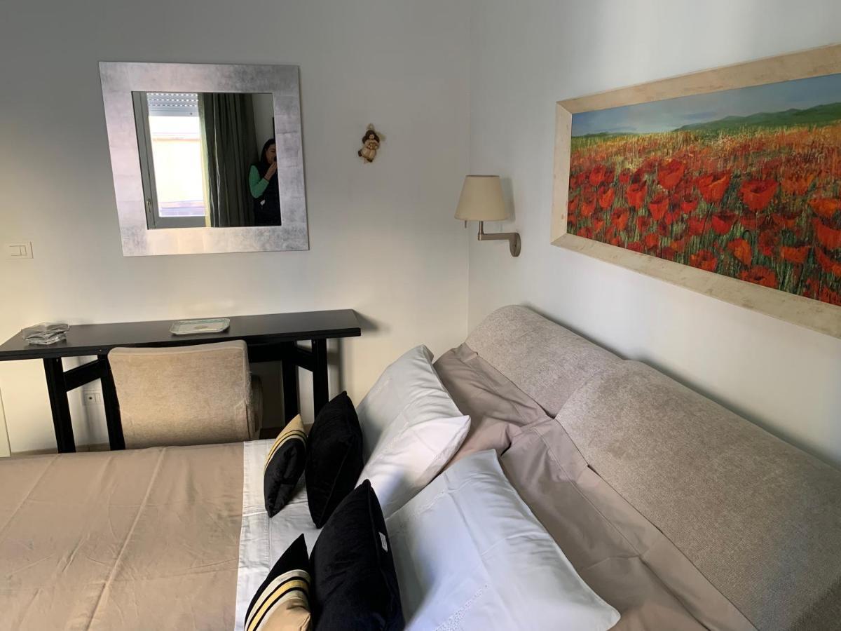 Biora Apartments Cagliari Buitenkant foto