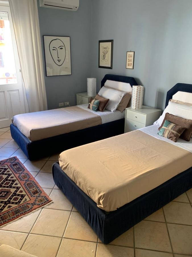 Biora Apartments Cagliari Buitenkant foto
