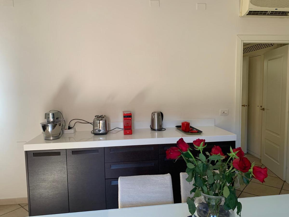 Biora Apartments Cagliari Buitenkant foto